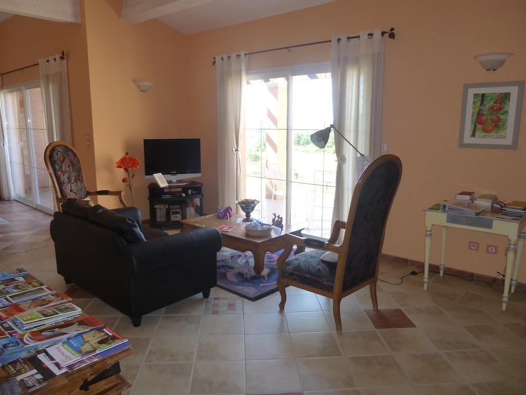 Domaine De Flo Adult A Partir De 16 Ans Bed & Breakfast Saint-Jean-de-la-Blaquiere ภายนอก รูปภาพ