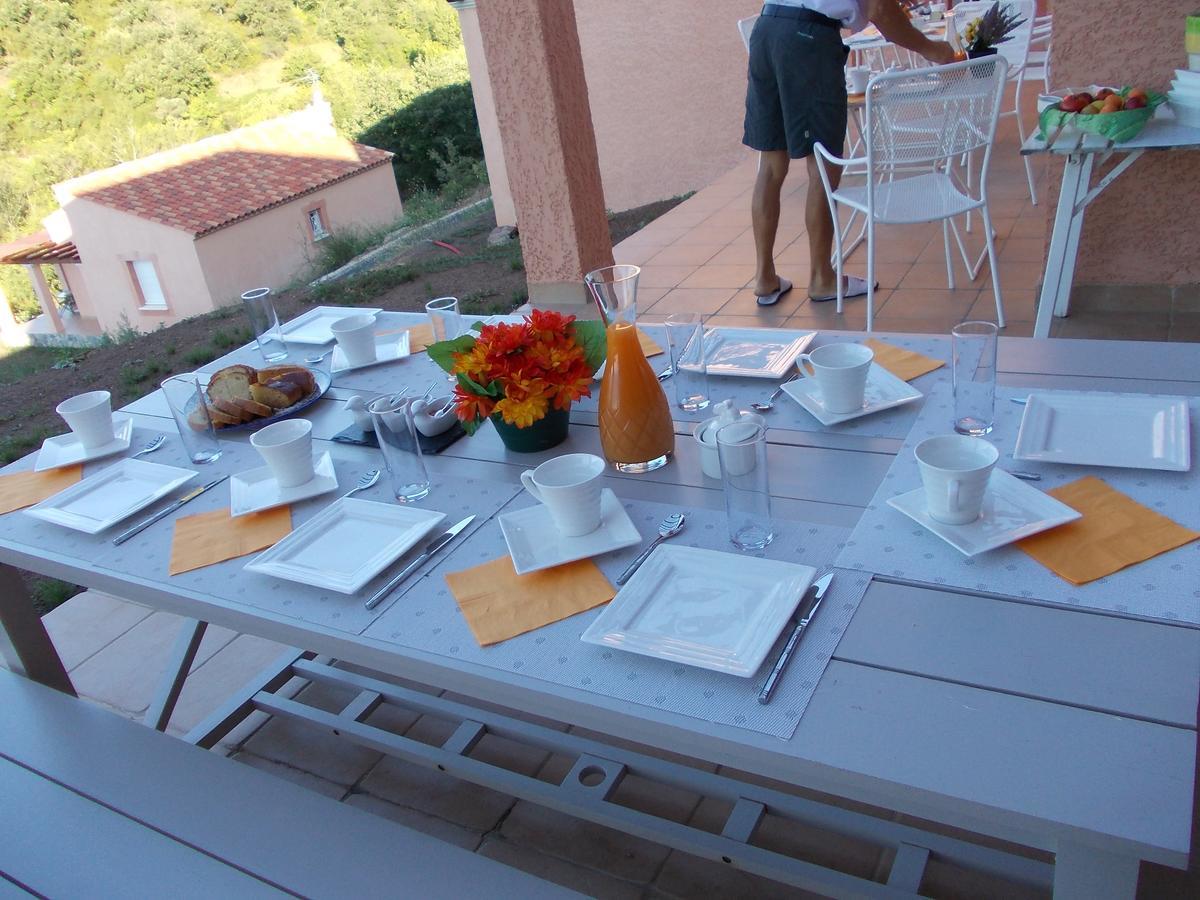 Domaine De Flo Adult A Partir De 16 Ans Bed & Breakfast Saint-Jean-de-la-Blaquiere ภายนอก รูปภาพ
